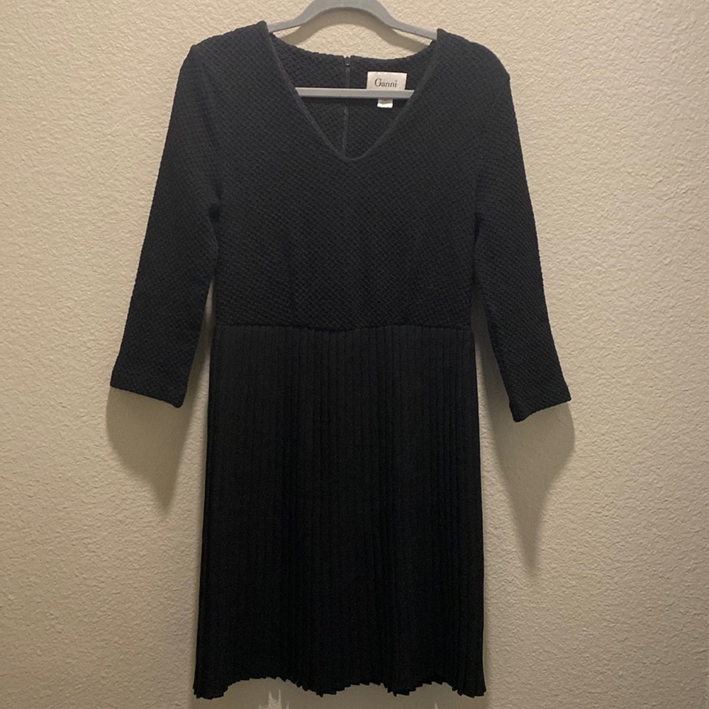 PLEATED BLACK DRESS